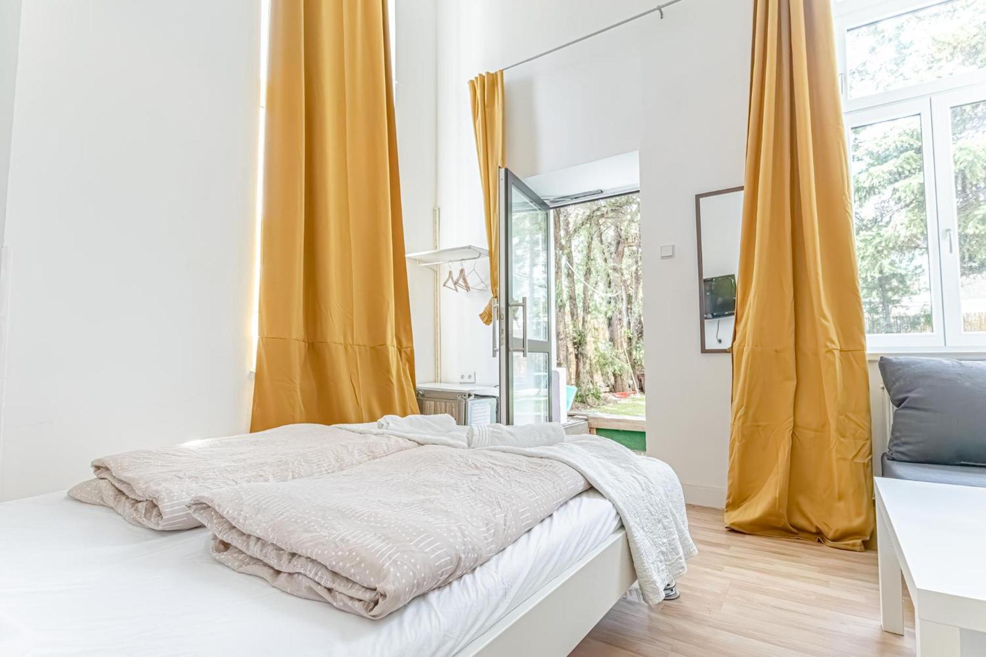 Lovely Shared 6br With Garden Near Danube & Millenium Appartamento *